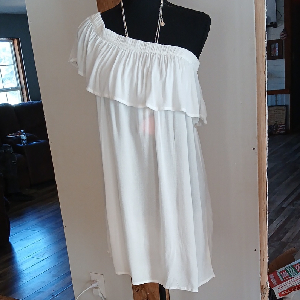 Forever 21 Off-White One Shoulder Dress